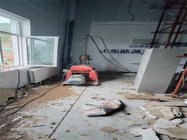 泰山地基基础下沉墙体裂缝加固注浆顶升施工